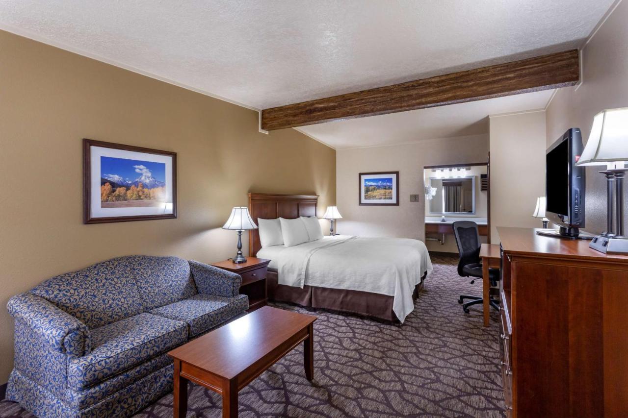 אבנסטון Best Western Dunmar Inn מראה חיצוני תמונה
