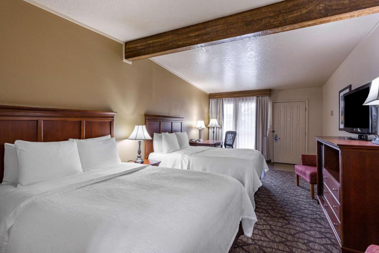 אבנסטון Best Western Dunmar Inn מראה חיצוני תמונה