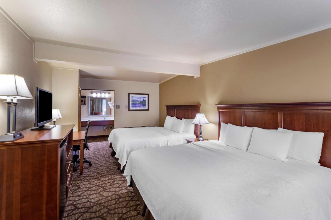 אבנסטון Best Western Dunmar Inn מראה חיצוני תמונה