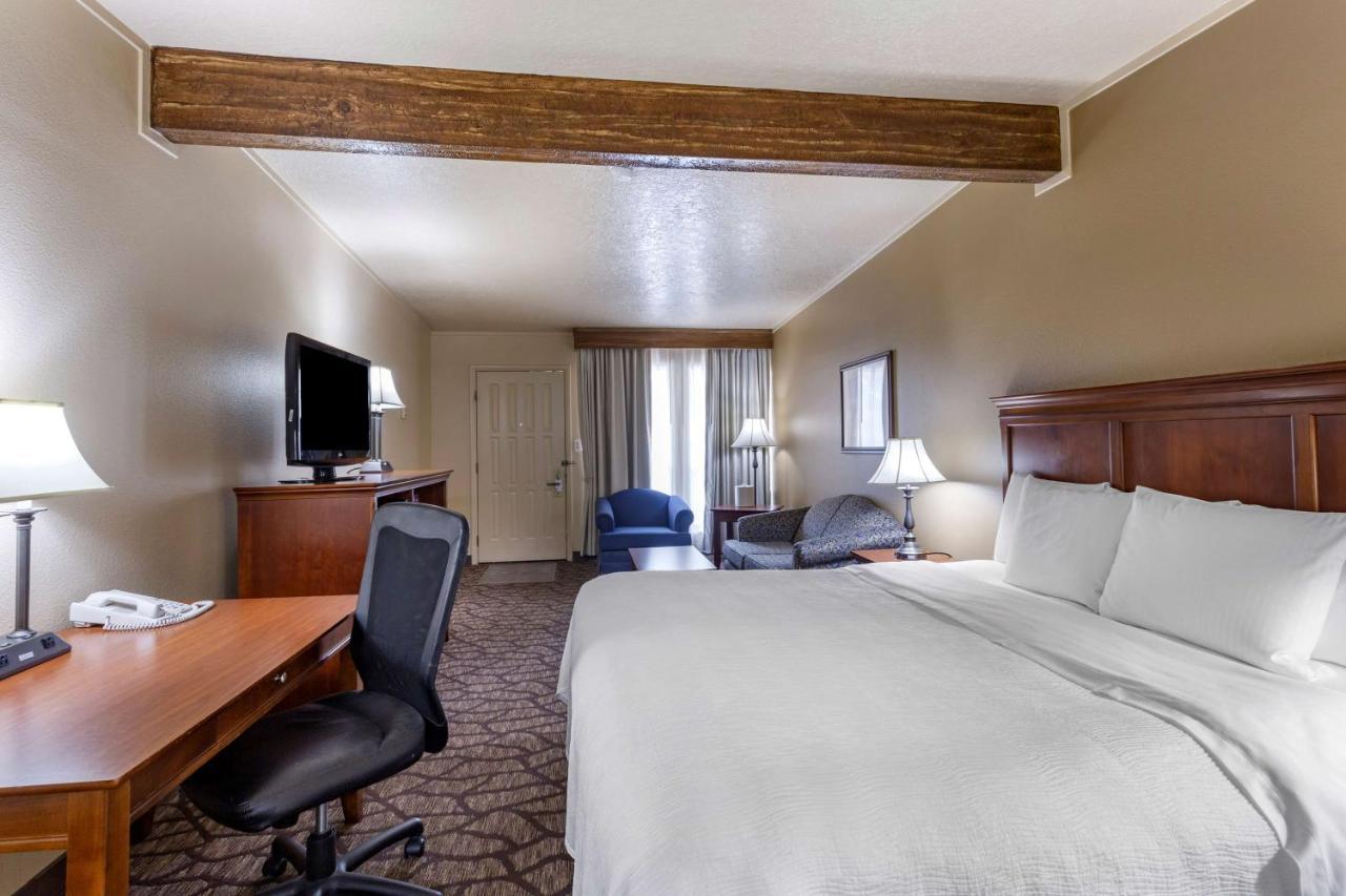 אבנסטון Best Western Dunmar Inn מראה חיצוני תמונה
