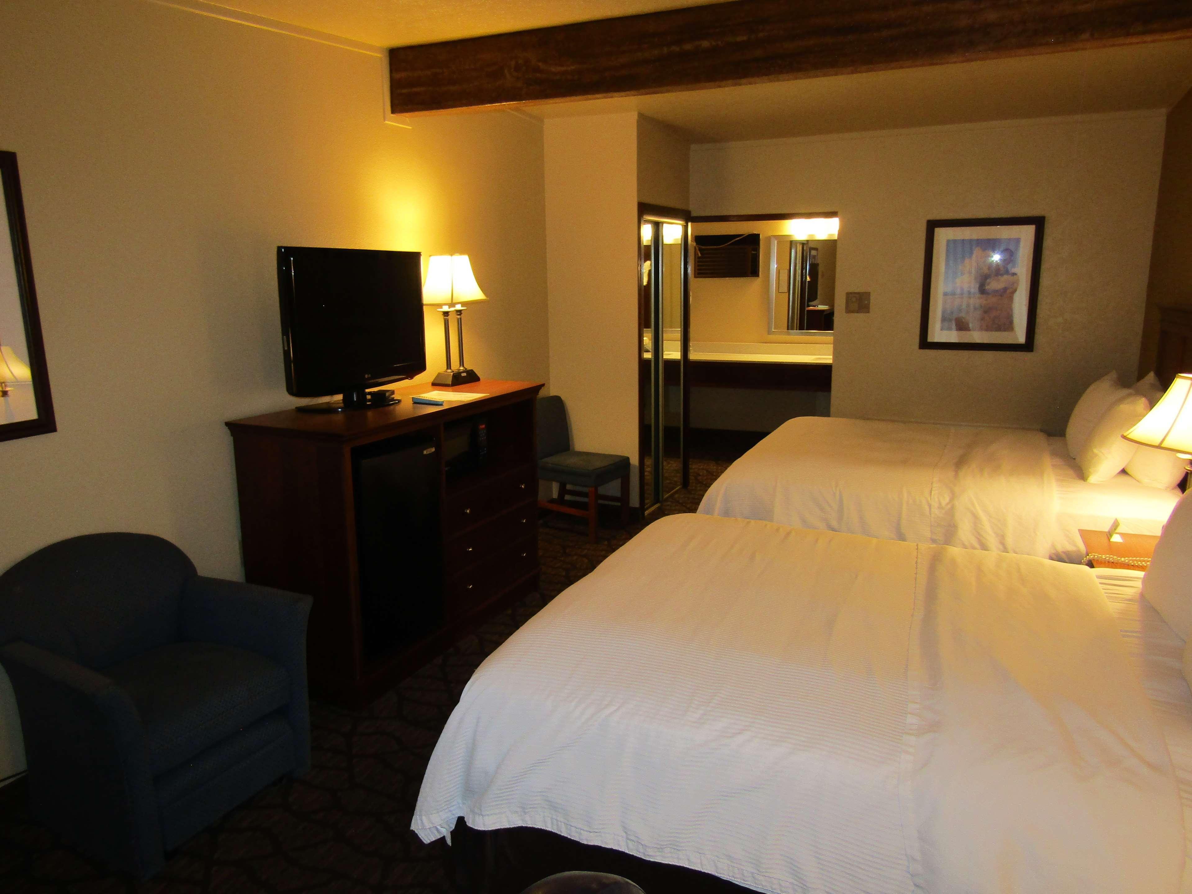 אבנסטון Best Western Dunmar Inn מראה חיצוני תמונה