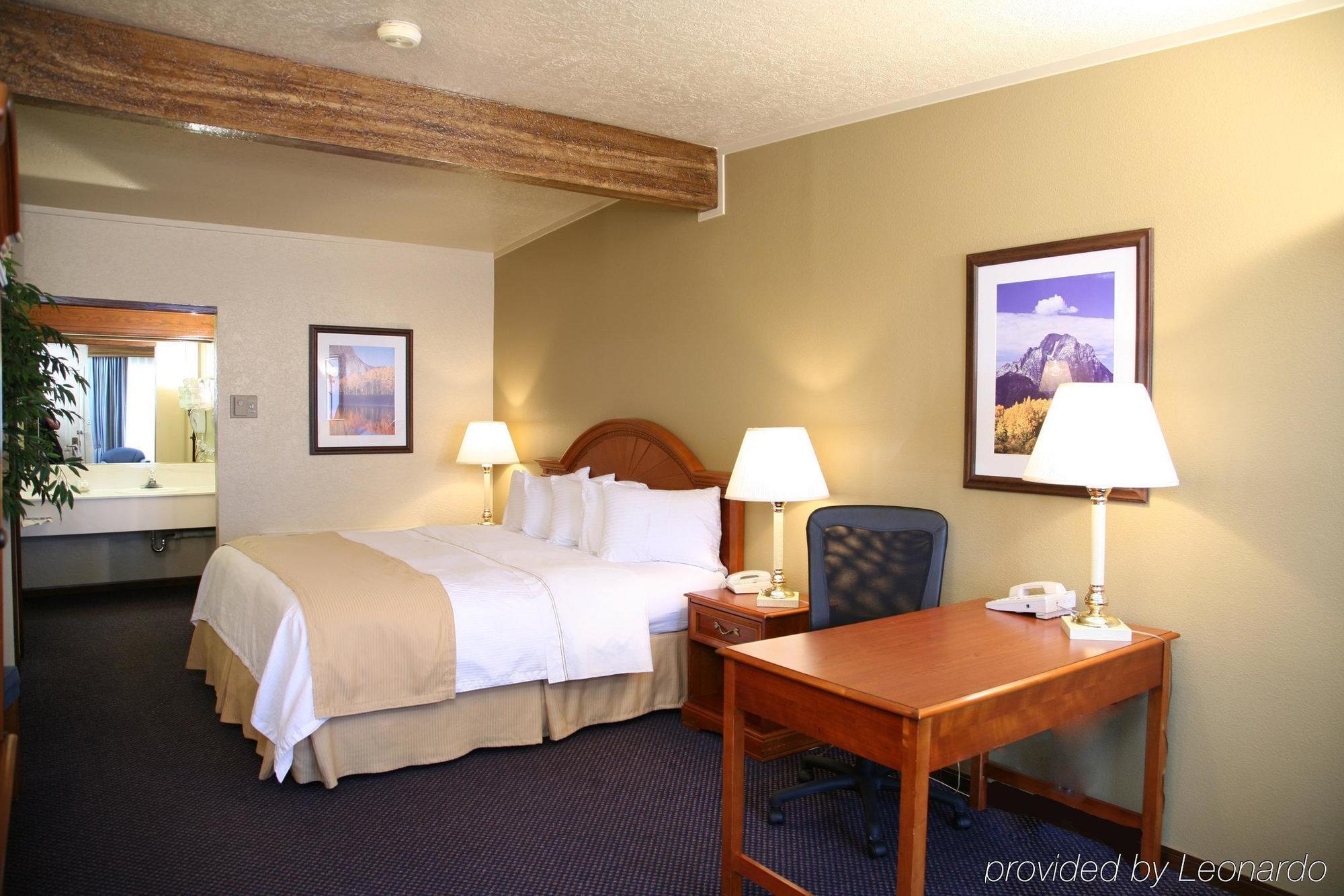 אבנסטון Best Western Dunmar Inn מראה חיצוני תמונה